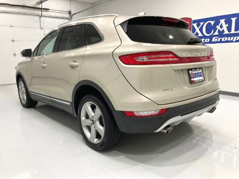 Used 2017 Lincoln MKC Premiere image 21