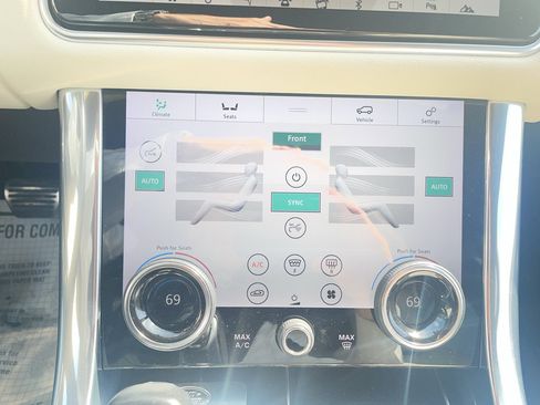 Used 2022 Land Rover Range Rover Sport HSE Silver Edition image 18