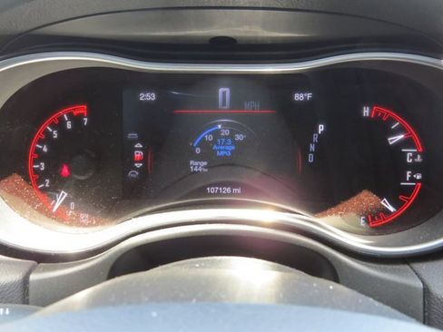Used 2019 Dodge Durango SXT w/ 3rd Row Seating Group RWD image 12