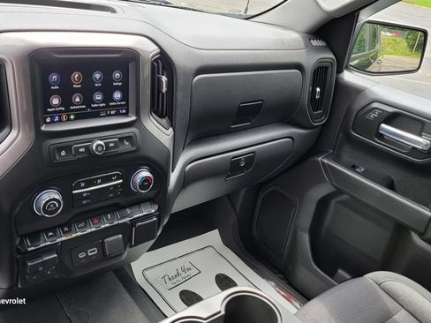 Used 2023 Chevrolet Silverado 1500 Custom Trail Boss w/ LPO, Dark Essentials Package AWD/4WD image 21