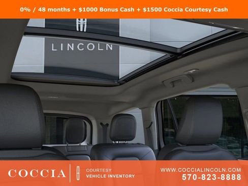 New 2025 Lincoln Aviator AWD image 22