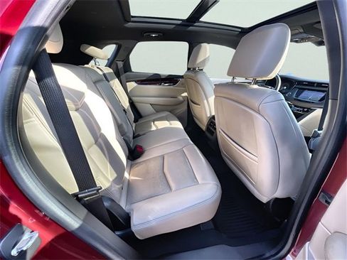 Used 2017 Cadillac XT5 Luxury w/ Driver Awareness Package image 29