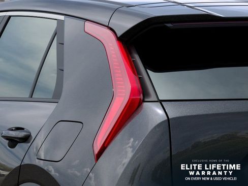 New 2026 Kia Niro LX FWD image 12