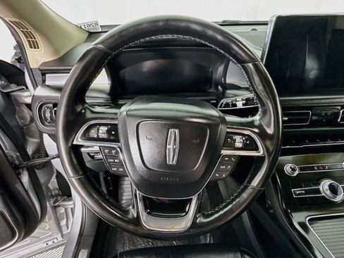 Used 2021 Lincoln Nautilus FWD w/ Equipment Group 101A image 11