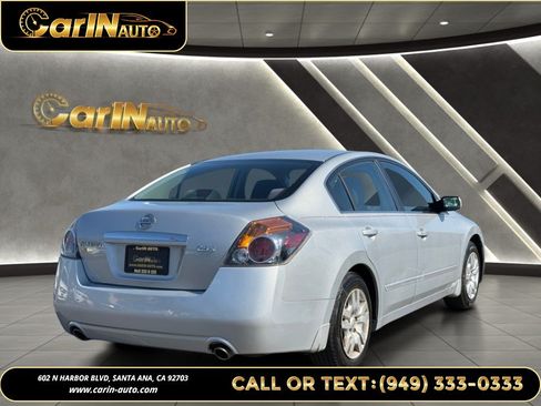 Used 2009 Nissan Altima 2.5 S w/ Emergency Aid Pkg FWD image 5