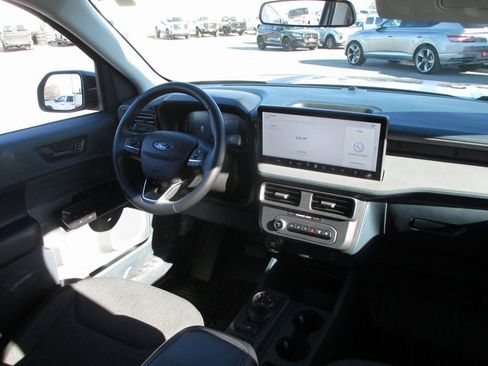 Used 2025 Ford Maverick XLT w/ Equipment Group 301A image 22