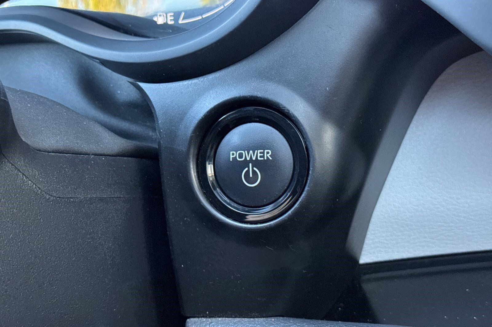Used 2026 Toyota Sienna XLE FWD image 19