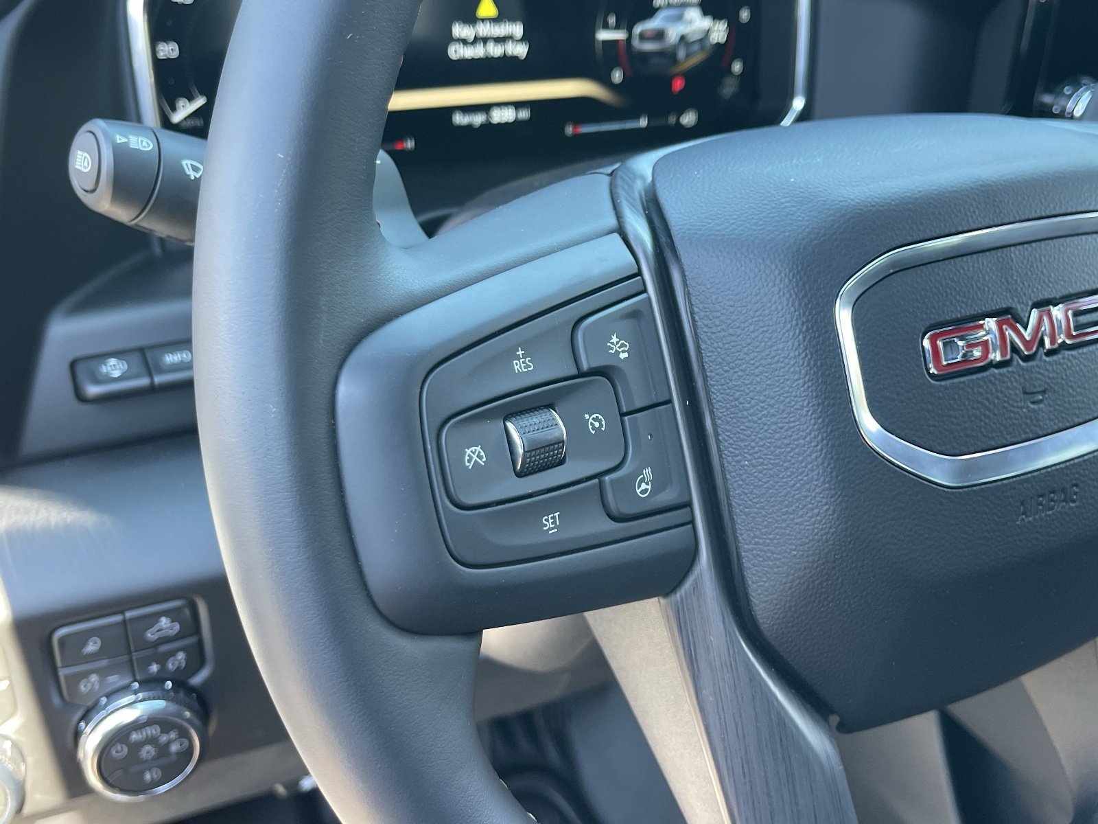 Used 2026 GMC Sierra 1500 AT4 w/ AT4 Premium Package AWD/4WD image 26