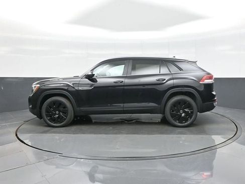 New 2026 Volkswagen Atlas Cross Sport SE AWD/4WD image 4