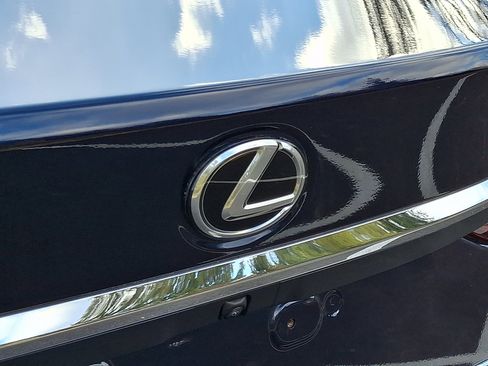 Certified 2023 Lexus ES 350 w/ Premium Package image 30