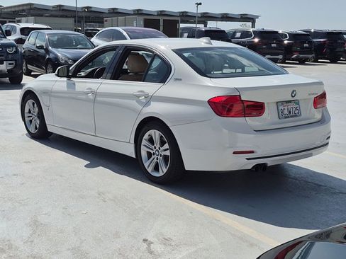 Used 2018 BMW 330e RWD image 7