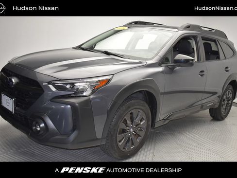 Used 2025 Subaru Outback Onyx Edition AWD/4WD image 1