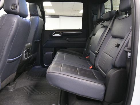 Used 2024 Chevrolet Silverado 2500 High Country w/ High Country Premium Package image 23