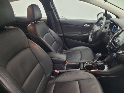 Used 2017 Chevrolet Cruze Premier FWD image 21