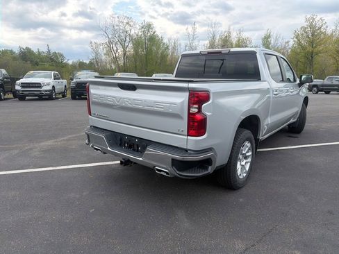 Used 2022 Chevrolet Silverado 1500 LT w/ Z71 Off-Road Package AWD/4WD image 7