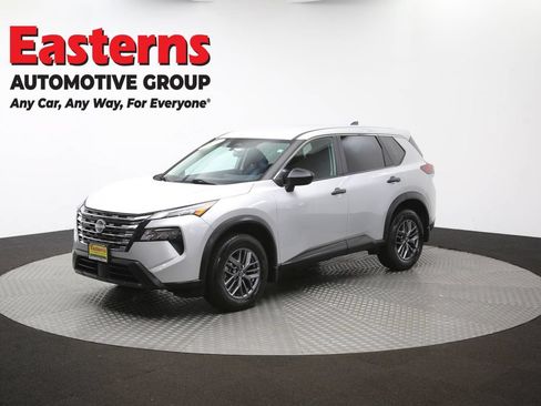 Used 2024 Nissan Rogue S AWD/4WD image 57