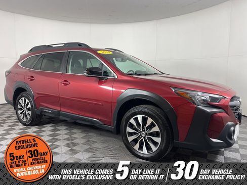 Used 2023 Subaru Outback Limited image 2