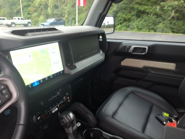 Used 2026 Ford Bronco Badlands AWD/4WD image 8