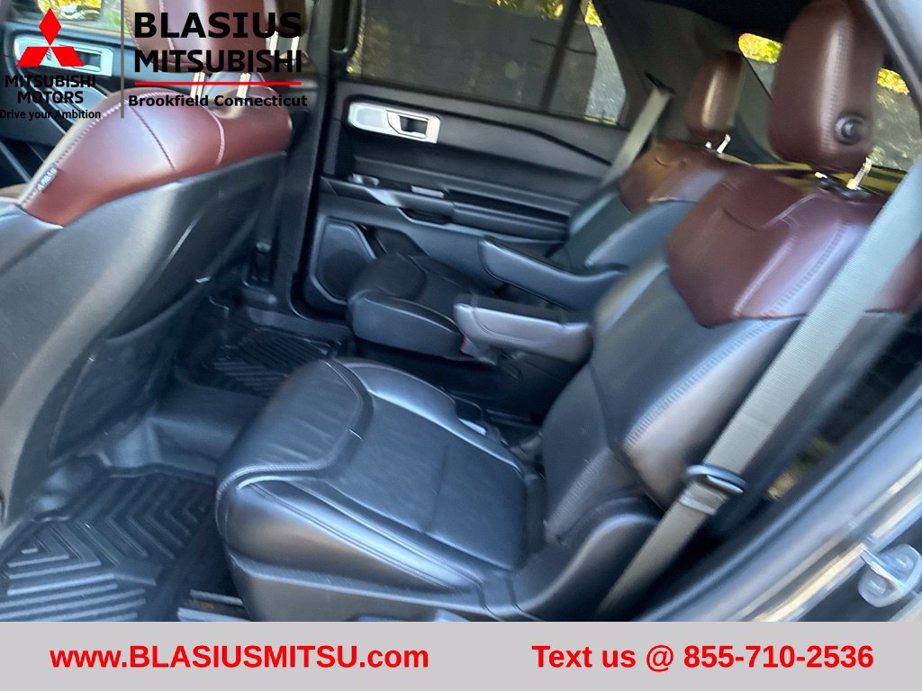 Used 2020 Ford Explorer Platinum w/ Premium Technology Package AWD/4WD image 31