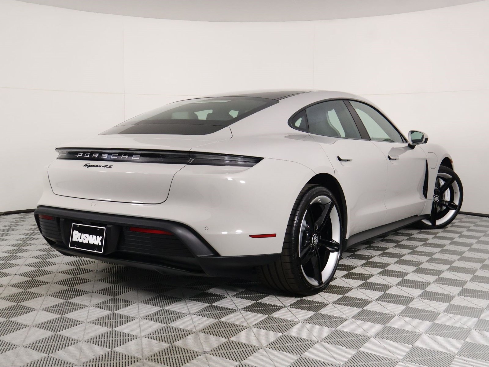Certified 2023 Porsche Taycan 4S AWD/4WD image 7