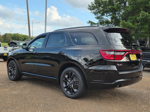 New 2026 Dodge Durango GT w/ Blacktop Package RWD image 4