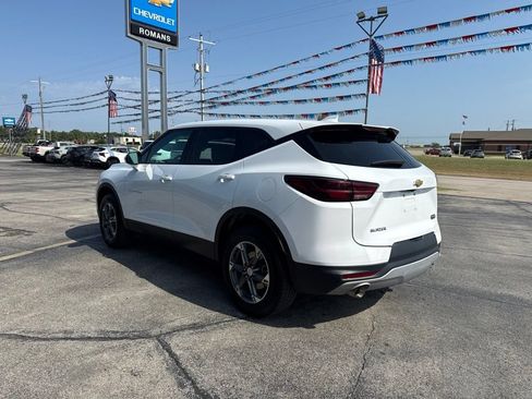 Used 2025 Chevrolet Blazer LT FWD image 7