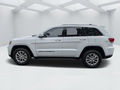 Used 2022 Jeep Grand Cherokee Laredo E AWD/4WD image 6