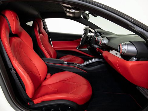 Certified 2019 Ferrari 812 Superfast RWD image 14