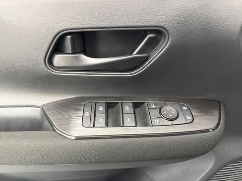 Used 2026 Nissan Kicks S w/ Charging Package FWD image 10