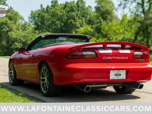 Used 2002 Chevrolet Camaro Z28 w/ SS Performance/Appearance Pkg RWD image 48