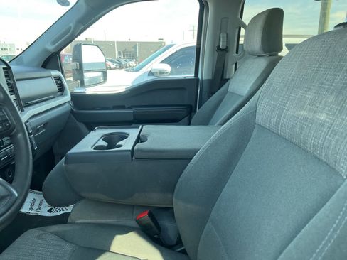 Used 2024 Ford F350 XLT image 25