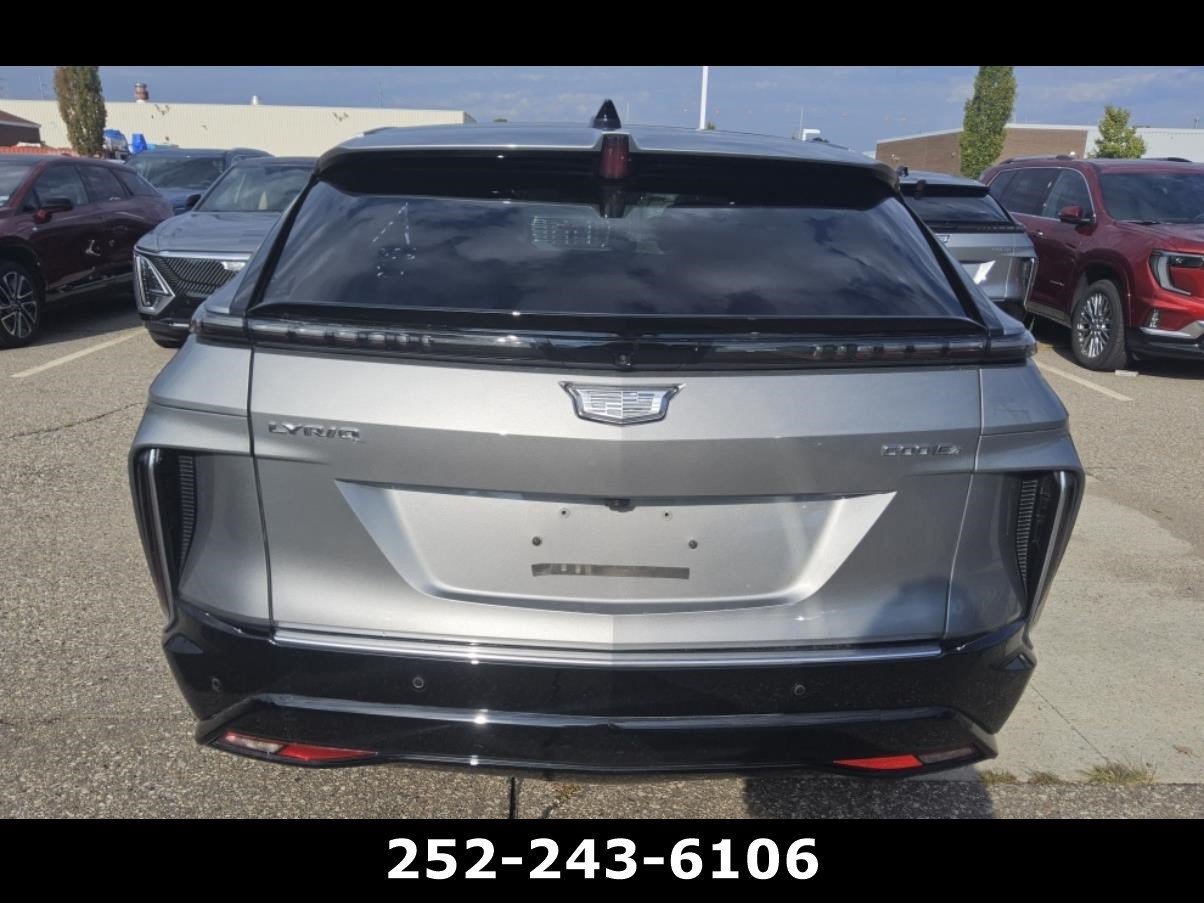 Used 2026 Cadillac Lyriq Signature Luxury w/ Nappa Leather Package AWD/4WD image 5