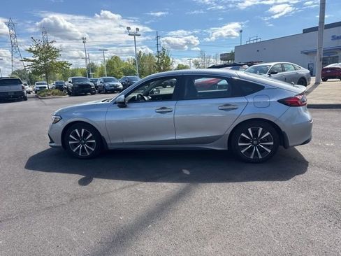 Used 2024 Honda Civic EX-L image 16