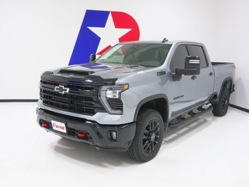 Used 2026 Chevrolet Silverado 2500 LT w/ Trail Boss Package AWD/4WD image 1