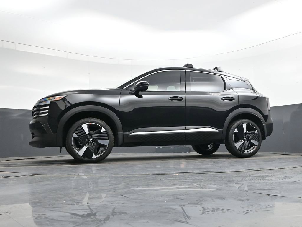 Certified 2026 Nissan Kicks SR w/ Cold Weather Package FWD image 42