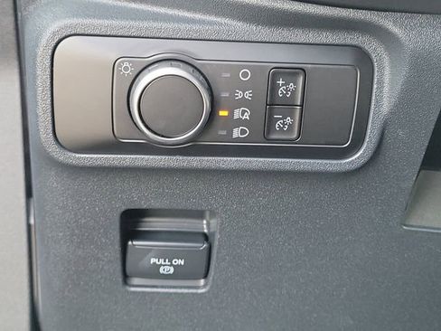 Used 2025 Ford Bronco Big Bend image 14