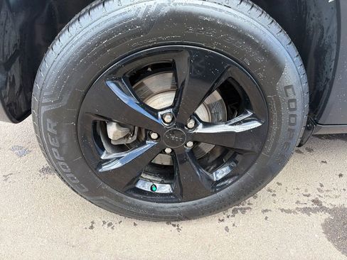 Used 2020 Jeep Cherokee Latitude Plus AWD/4WD image 9