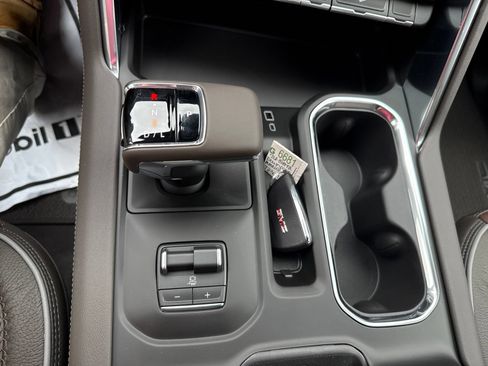 New 2026 GMC Sierra 1500 Denali w/ Technology Package AWD/4WD image 46