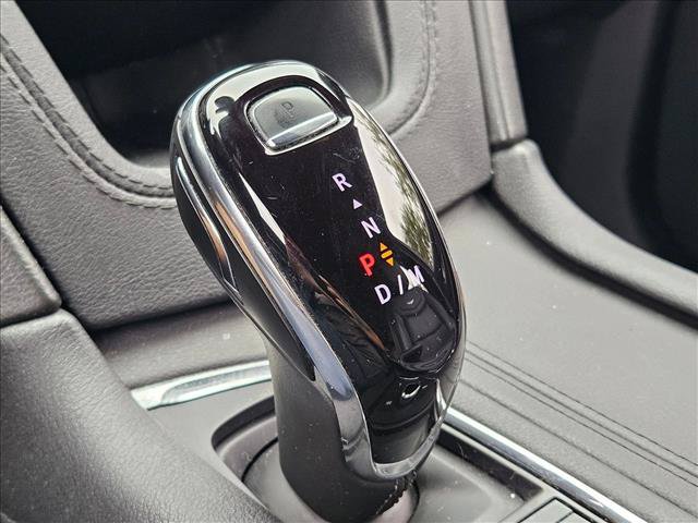 Used 2023 Cadillac XT6 Premium Luxury w/ Technology Package FWD image 12