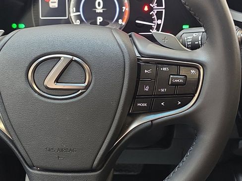 Used 2023 Lexus ES 350 w/ Accessory Package (Z1) image 18