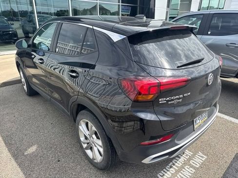 Used 2022 Buick Encore GX Preferred w/ Cold Weather Comfort Package AWD/4WD image 4