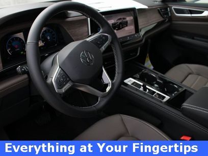 New 2025 Volkswagen Atlas SEL
