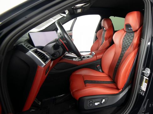 Used 2025 BMW X6 M Competition w/ Executive Package AWD/4WD image 42