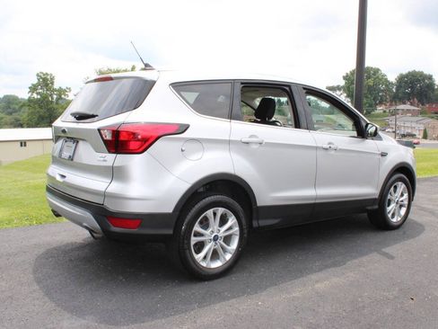 Used 2019 Ford Escape SE AWD/4WD image 4