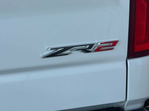Used 2023 Chevrolet Silverado 1500 ZR2 w/ Technology Package image 12