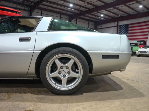 Used 1996 Chevrolet Corvette Coupe image 5
