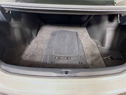 Used 2018 Lexus IS 300 AWD w/ Premium Package image 29