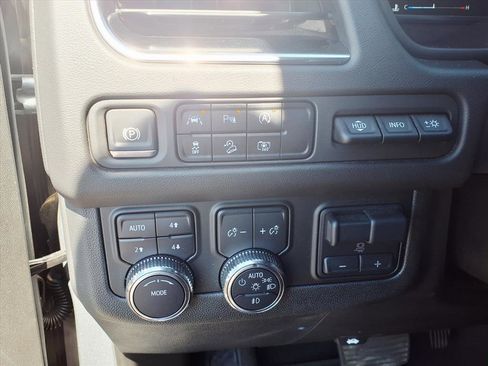 Certified 2024 GMC Yukon XL AT4 w/ Technology Package image 27