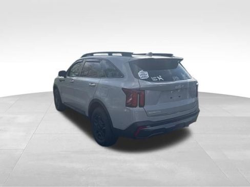 Used 2024 Kia Sorento SX Prestige image 2