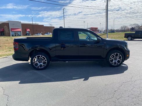 New 2026 Ford Maverick Lariat image 8